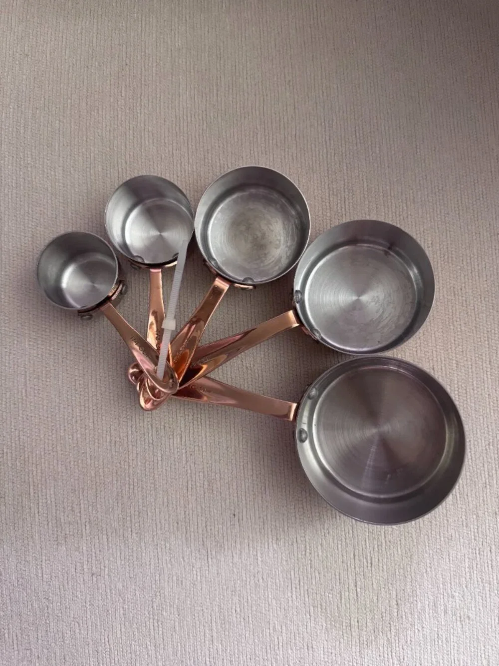 Heavy duty copper measuring cups